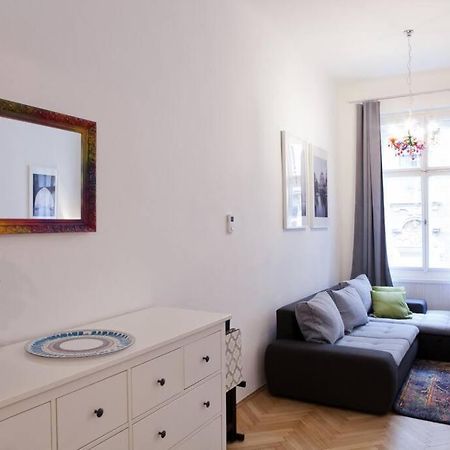 Prague Center Apartment With Fireplace Zewnętrze zdjęcie